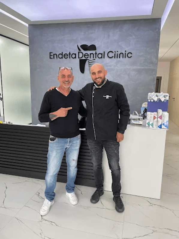 paziente-dottore-foto-endeta-dental-clinic
