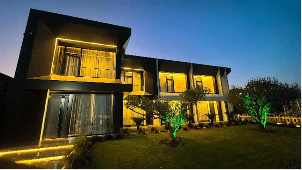 ristorante-esterno-albania